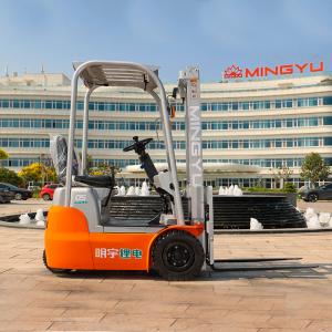 how do electric forklifts work