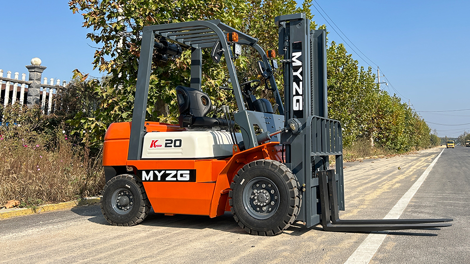 how to stack pallets with a forklift