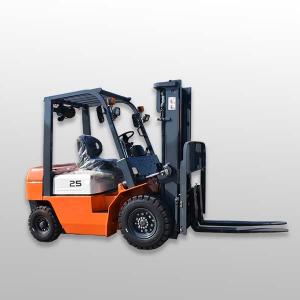 CPC25 diesel forklift