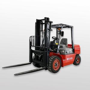 CPC40 Diesel Forklift 